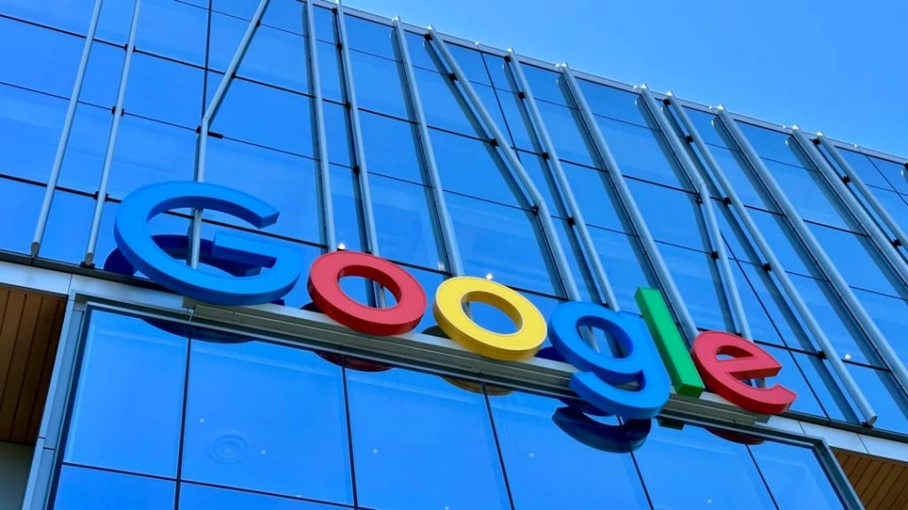 Google показала ШІ, який сам визначає мову та розрізняє голоси співрозмовників