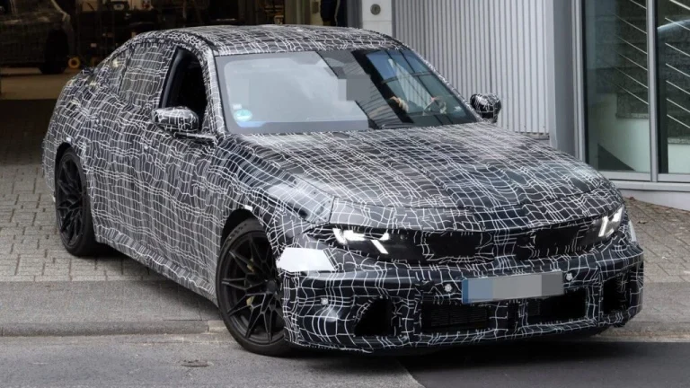 BMW не відмовиться від бензинового M3: 3,0-літровий двигун залишиться